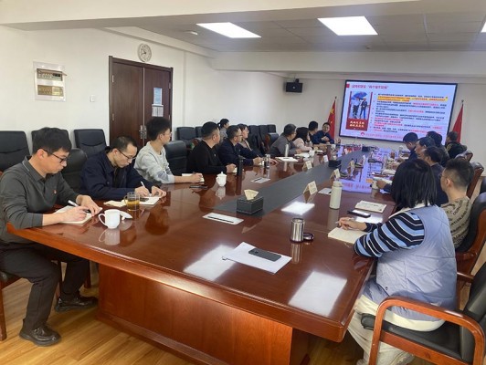 Huashui 강원 랜드 후기 Party Committee는 풀뿌리 파티 지점 비서를위한 훈련을받습니다